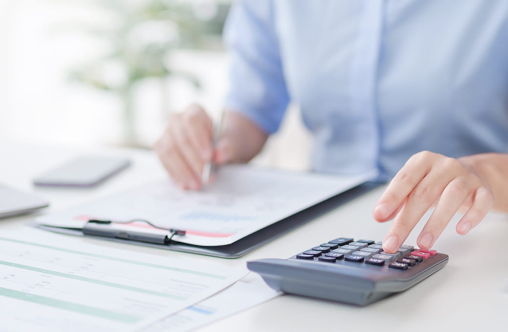 総務部の作業風景